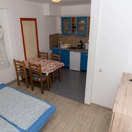 Πανσιόν Pelso 3*