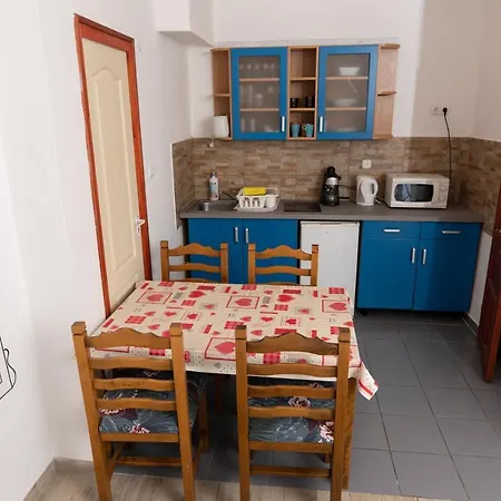 Πανσιόν Pelso Zamárdi