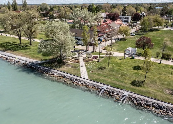 Pelso Guest house 3*