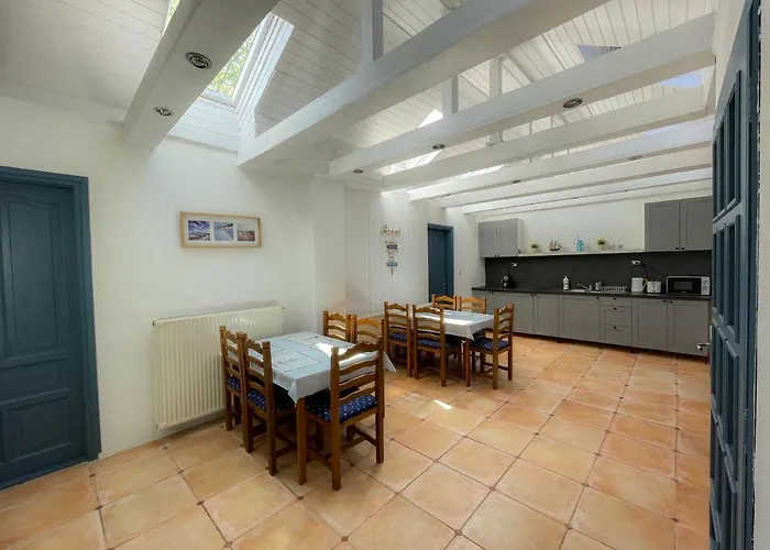 Pelso Guest house 3*